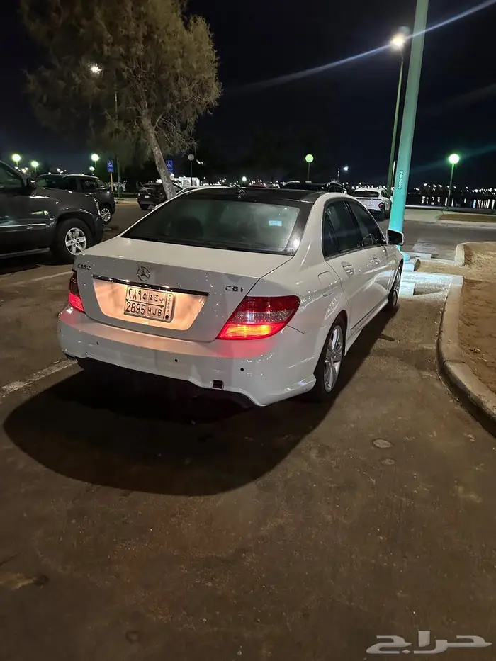 مرسيدس c180 cgi فل كامل بحالة ممتازة 6