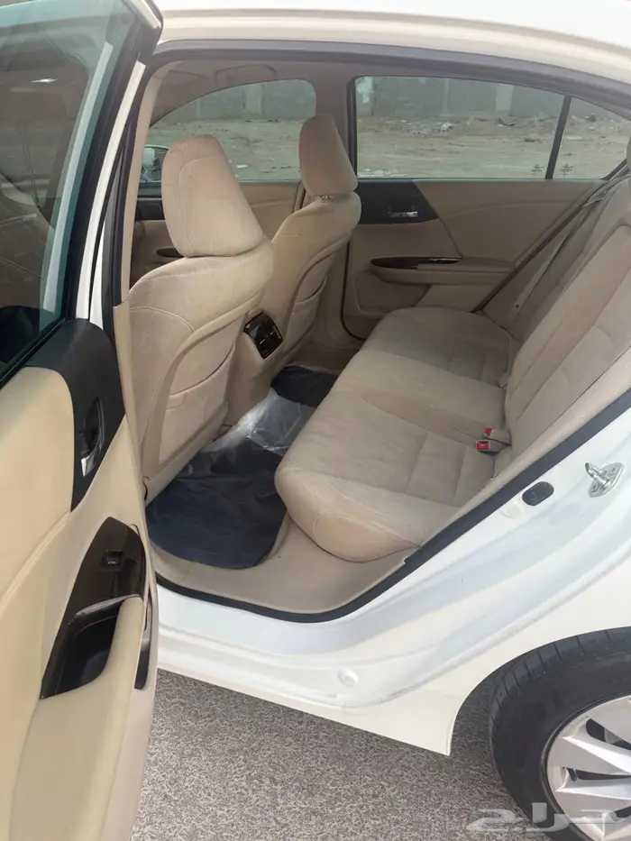 هوندا اكورد 2014 نظيفه ماشاء الله 11