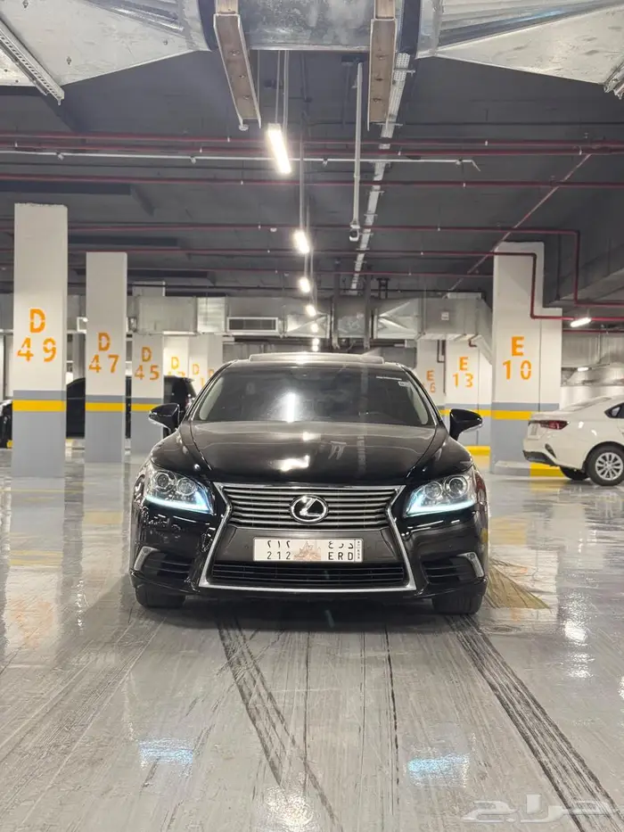 لكزس LS 2015 اسود شورت 5