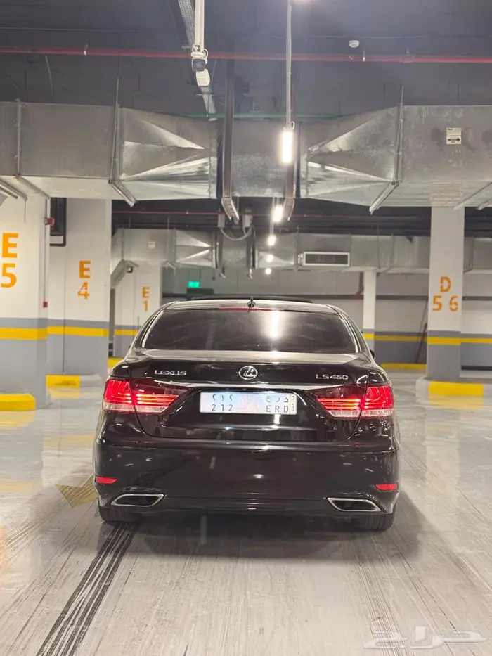 لكزس LS 2015 اسود شورت 4