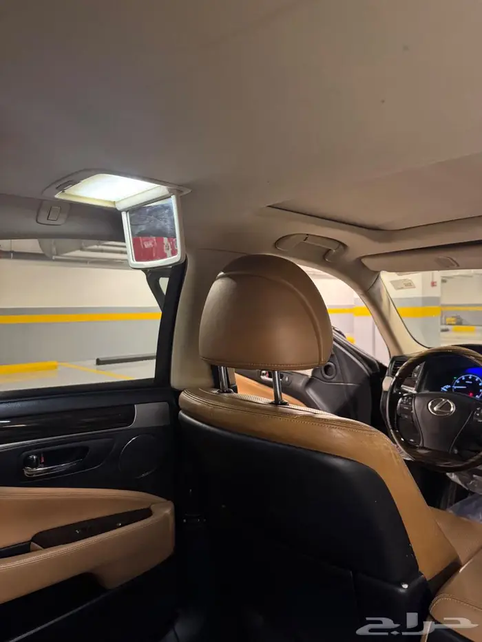 لكزس LS 2015 اسود شورت 8