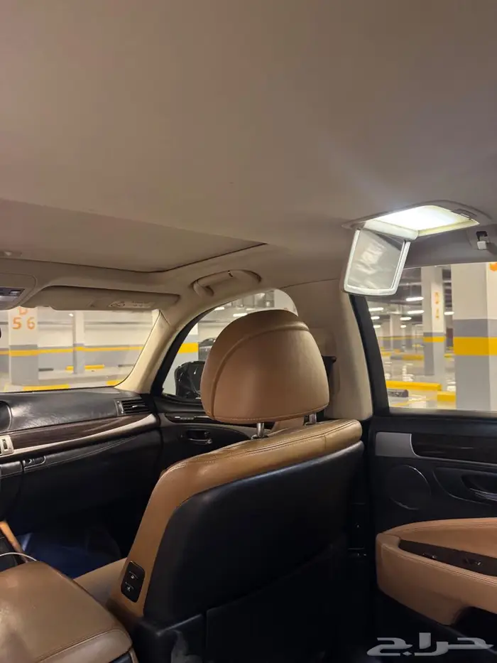 لكزس LS 2015 اسود شورت 7