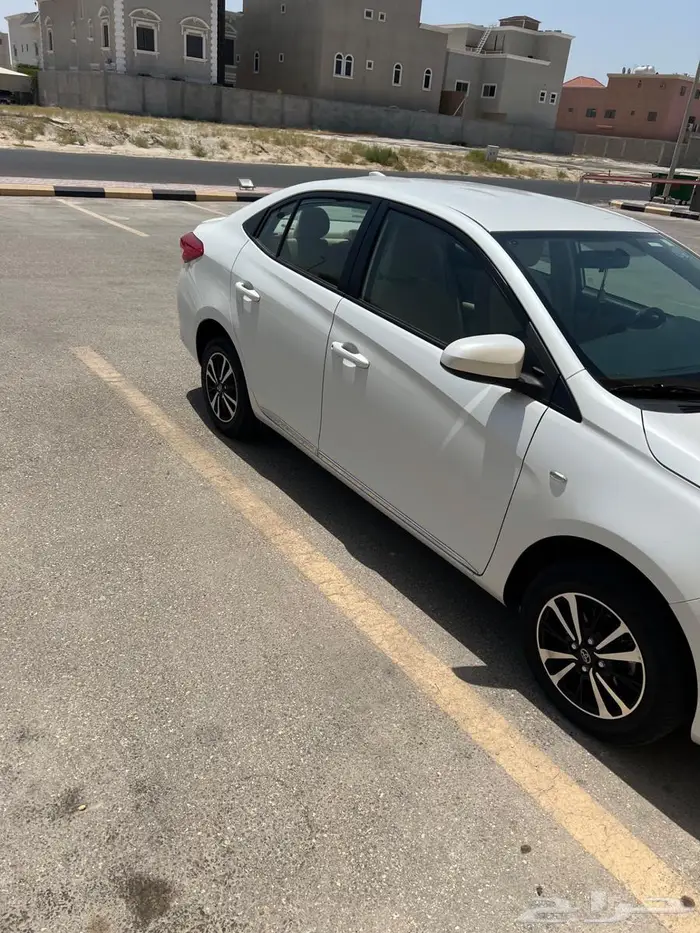 تويوتا يارس 2022 فل 1