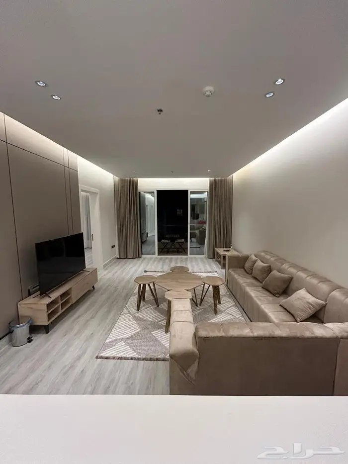 شقه للايجار حي الجسر 1