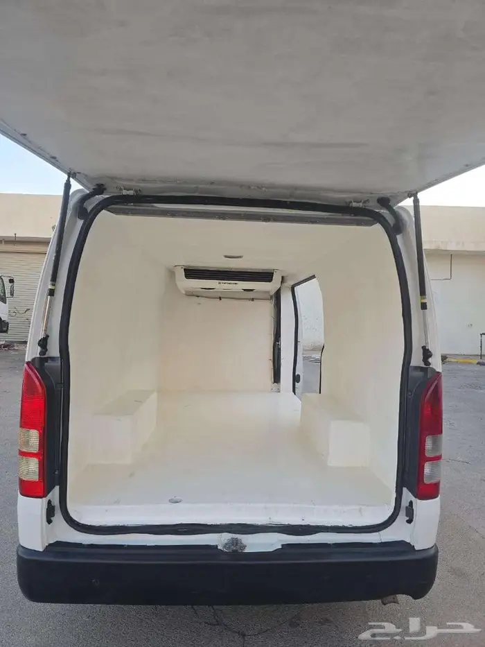 Toyota Hiace 2016 5