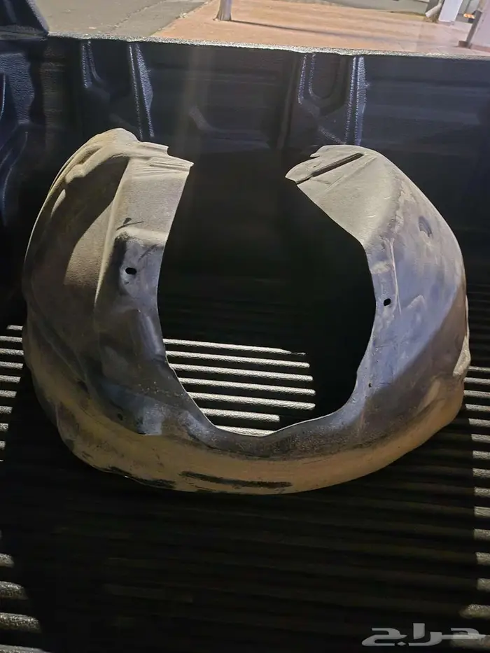 بطانة رفرف تشالنجر يمين 0