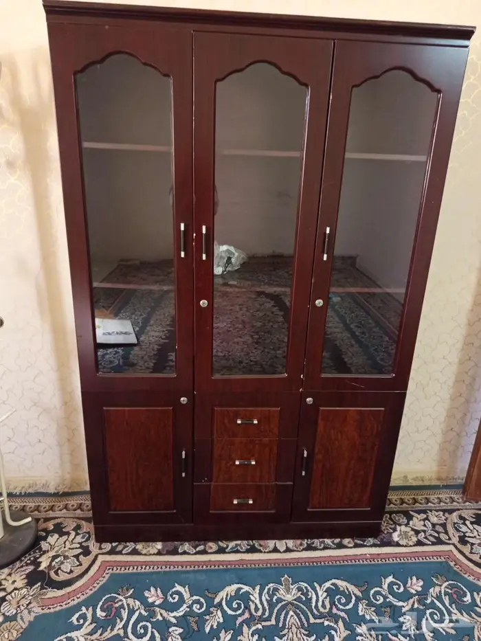 مكتبة خشبية 0