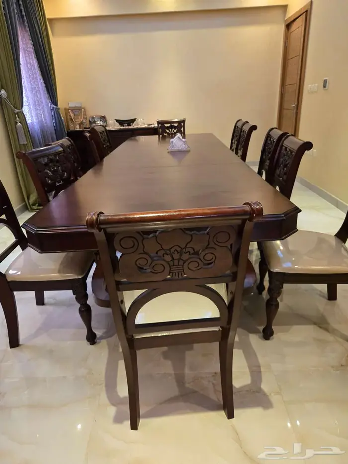 طاولة طعام 0