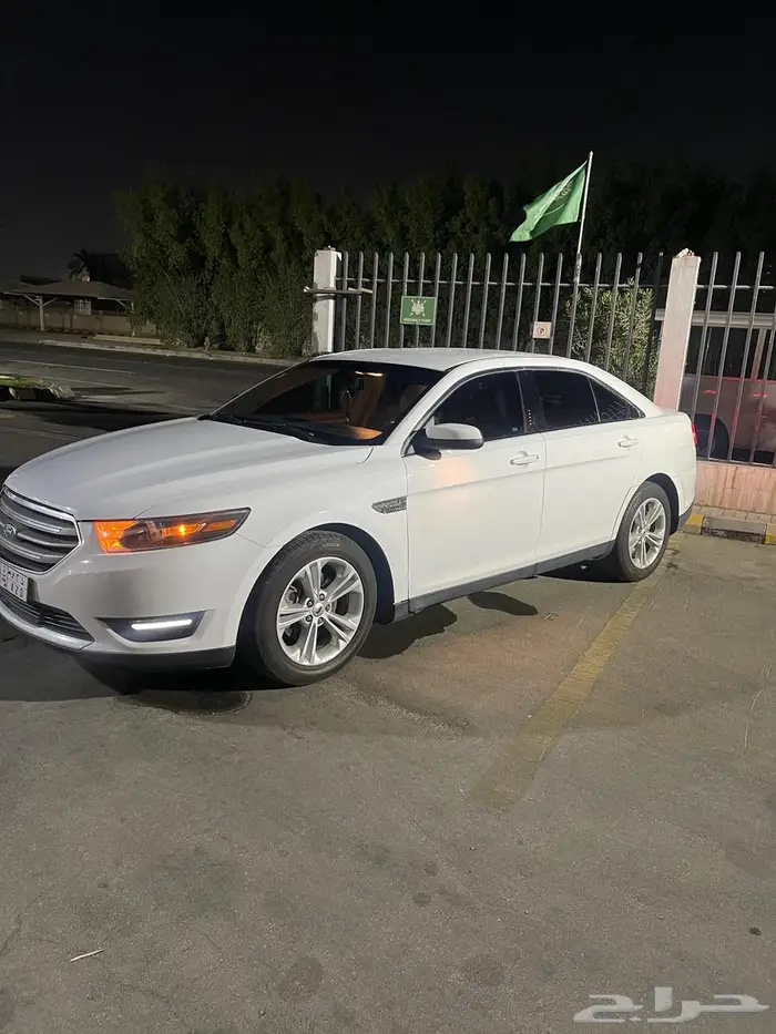 فورد توروس 2016 أمريكي 2