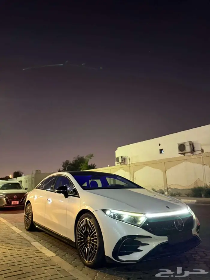 Mercedes EQS580 2022 8