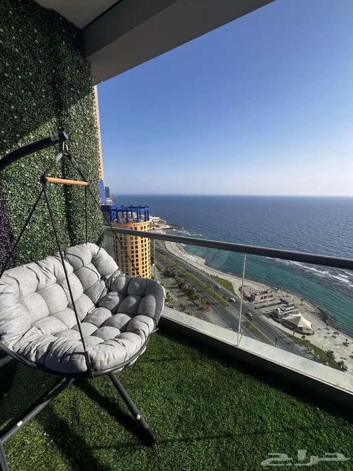 شقة فاخرة للايجار في برج داماك الجوهرة 0