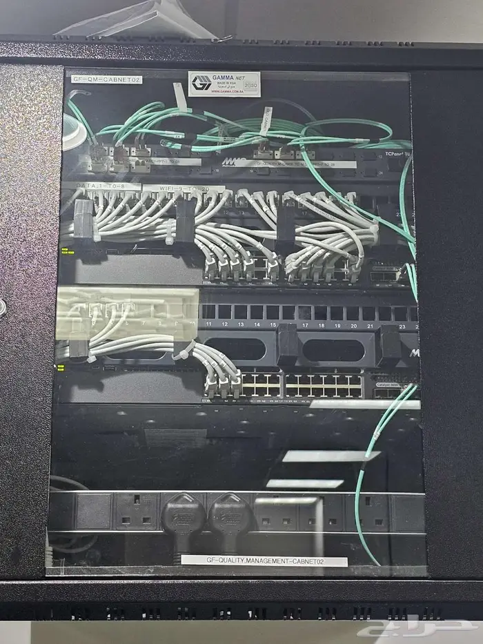 خدمات شبكات وFiber احترافي للشركات والمؤسسات 12