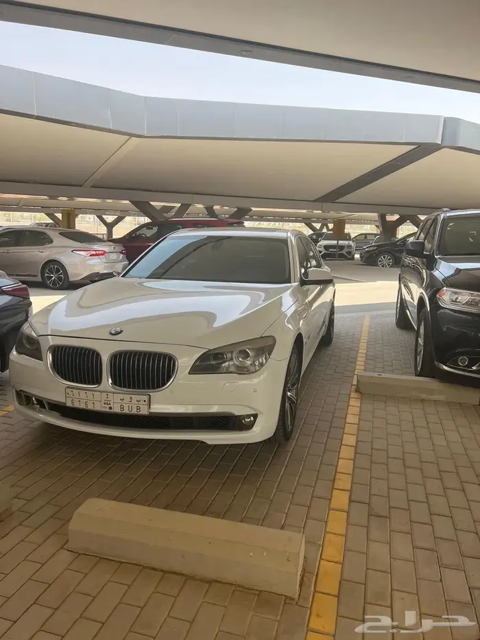 بي ام دبليو 730 3