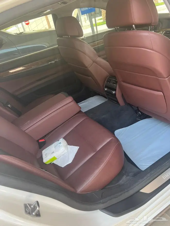 بي ام دبليو 730 7