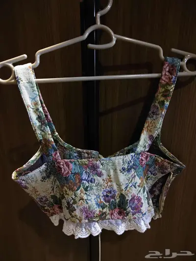 ملابس نسائيه توبات index