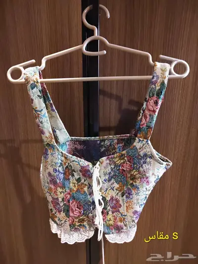 ملابس نسائيه توبات index