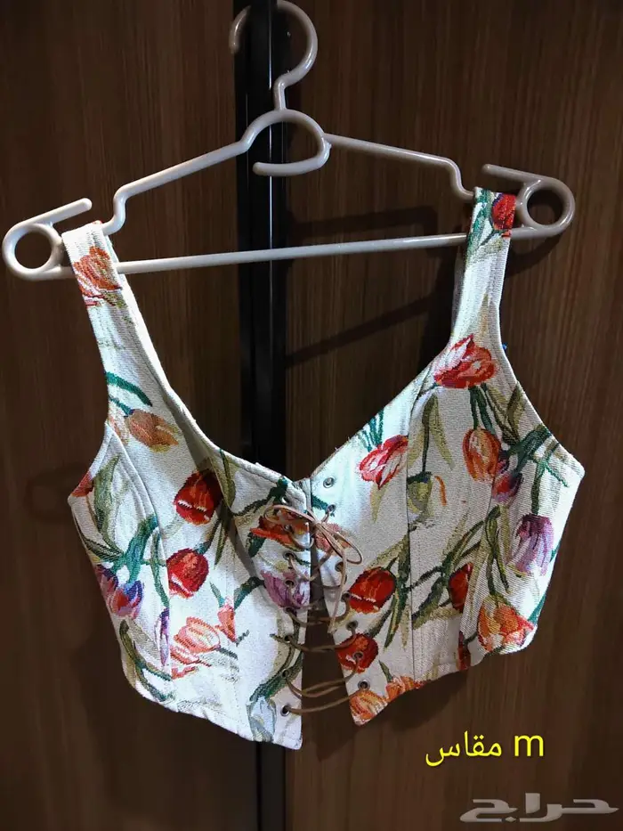 ملابس نسائيه توبات 9