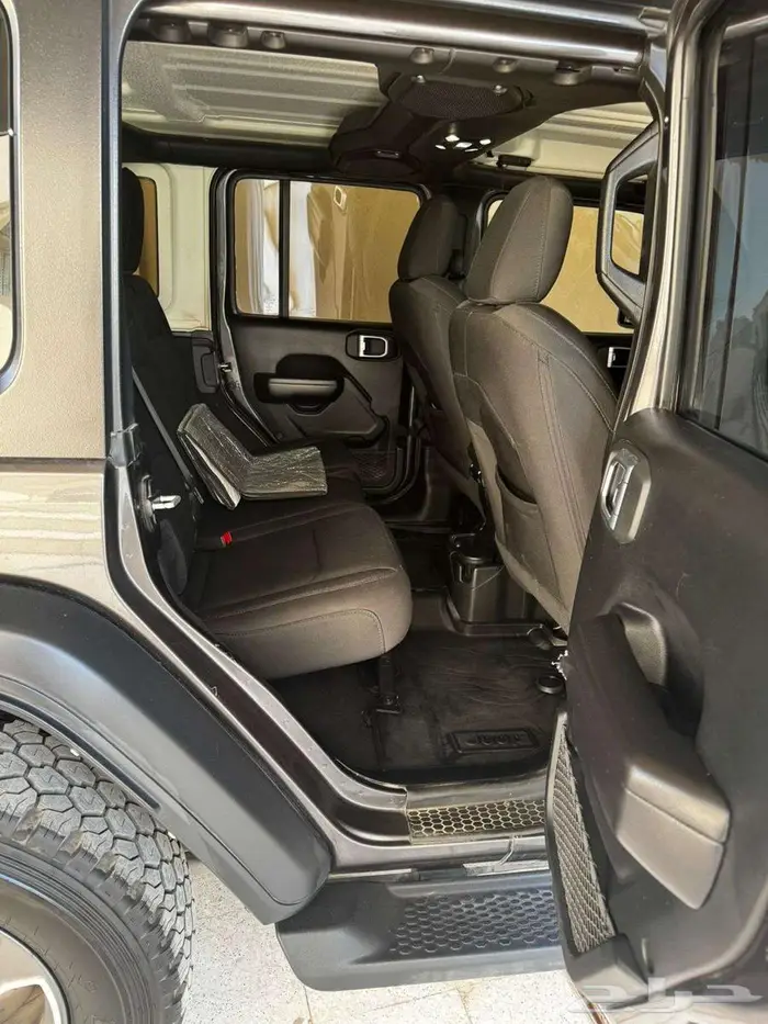 جيب رانجلر سبورت 2021 5