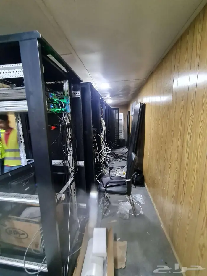 خدمات شبكات وFiber احترافي للشركات والمؤسسات 3