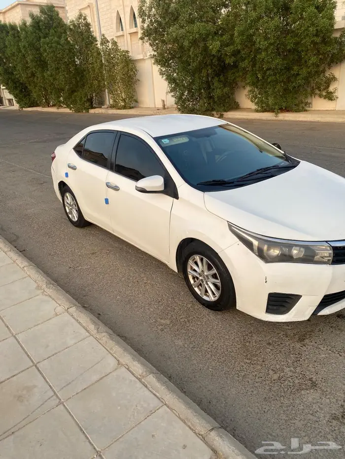 تويوتا كورولا 2015 10