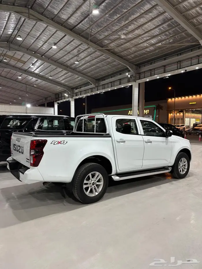ايسوزو ديماكس 2022 دبل 3