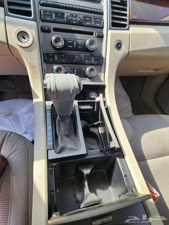 فورد تيورس 9