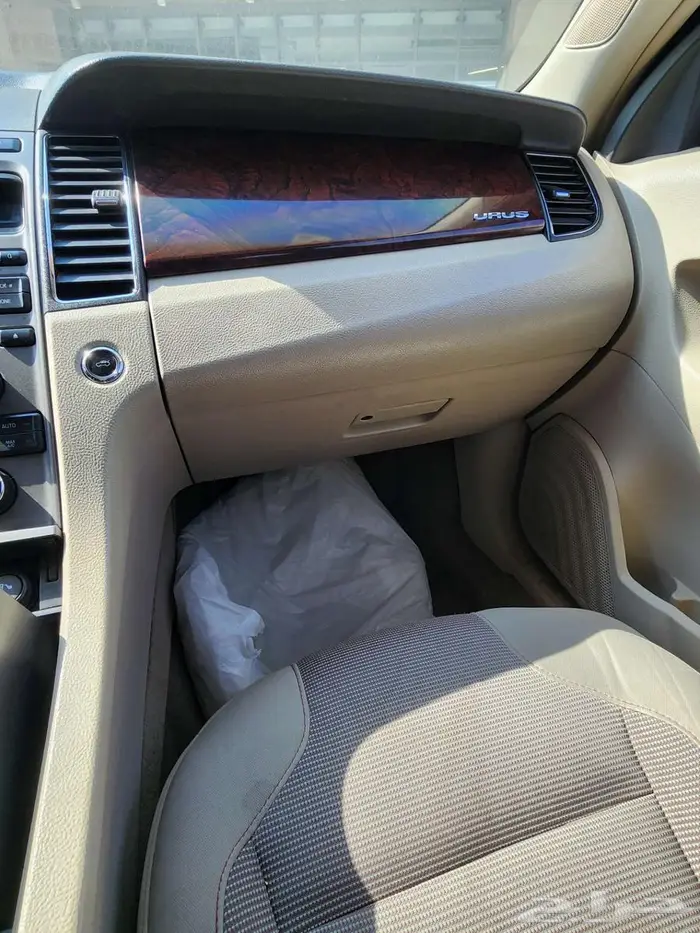 فورد تيورس 3