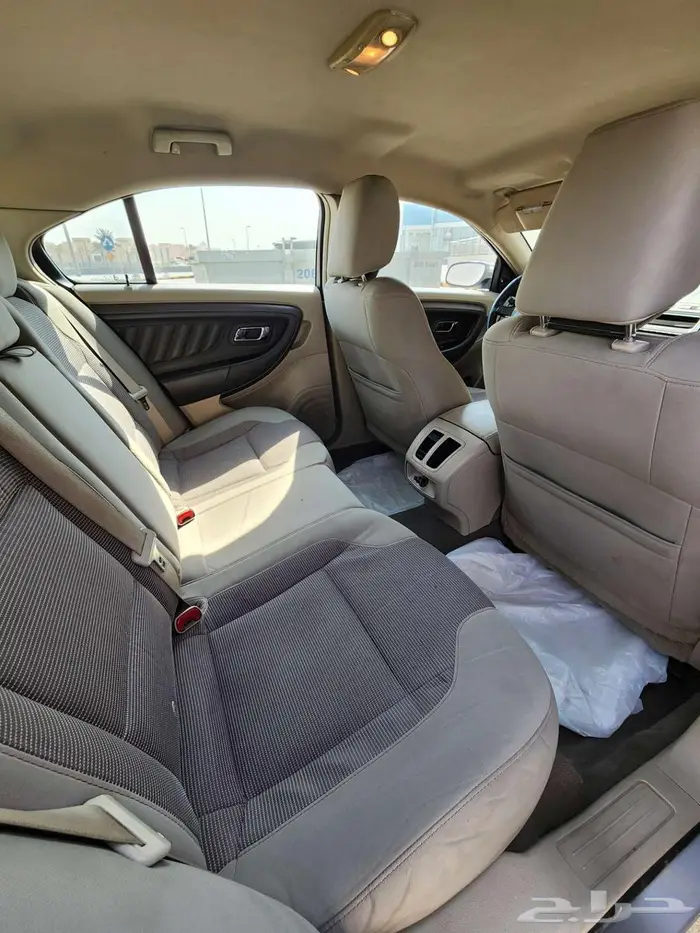 فورد تيورس 11