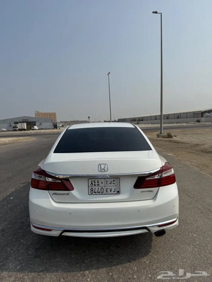 للبيع هوندا اكورد موديل. 2017 2