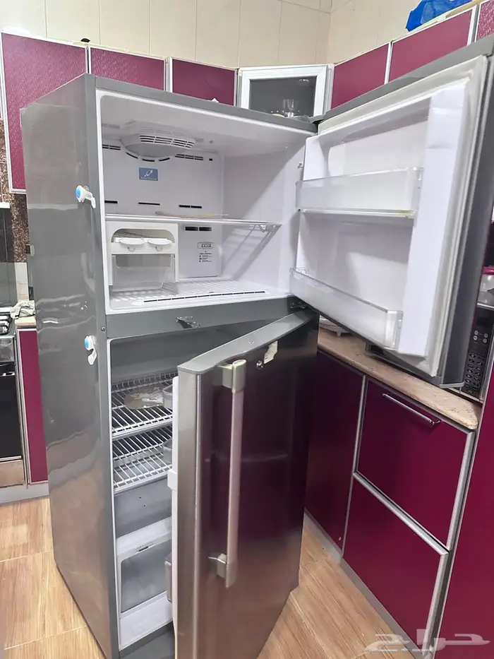 ثلاجه هيتاشي عمرها 10 سنوات ما تبرد 0