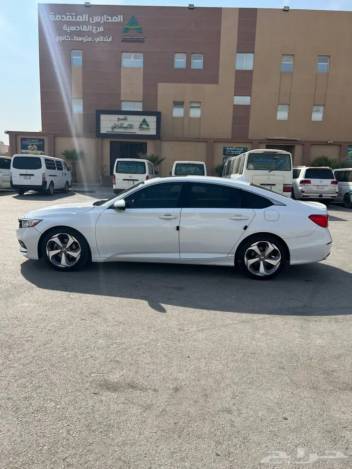 للبيع هوندا اكورد سبورت 2018 7