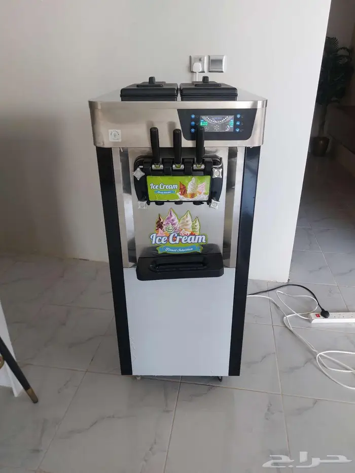 مكينه ايس كريم 0
