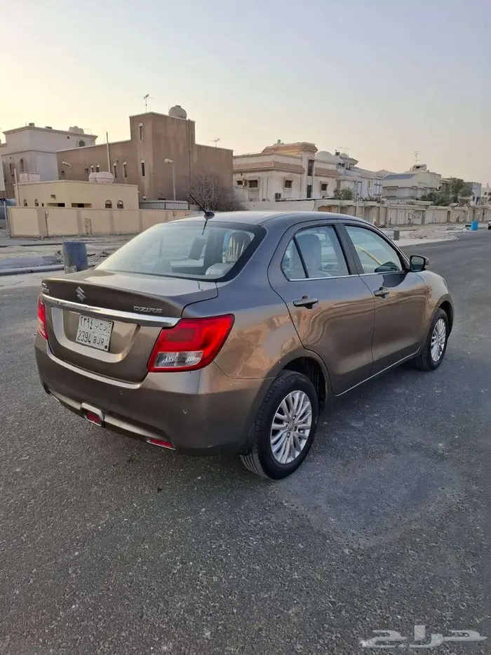 سوزوكي ديزاير 2023 3
