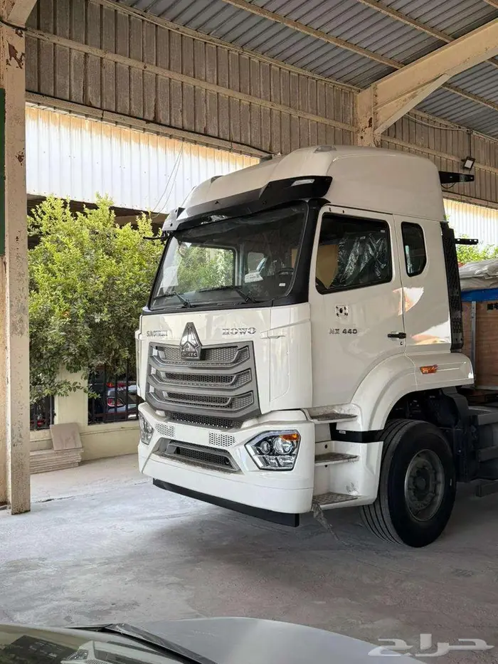 شاحنة سينو ترك HOWO NX440 4X2 اوتوماتيك موديل 2025 3