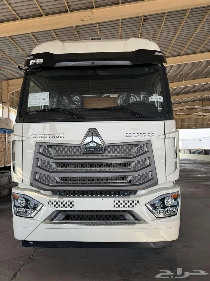 شاحنة سينو ترك HOWO NX440 4X2 اوتوماتيك موديل 2025 1