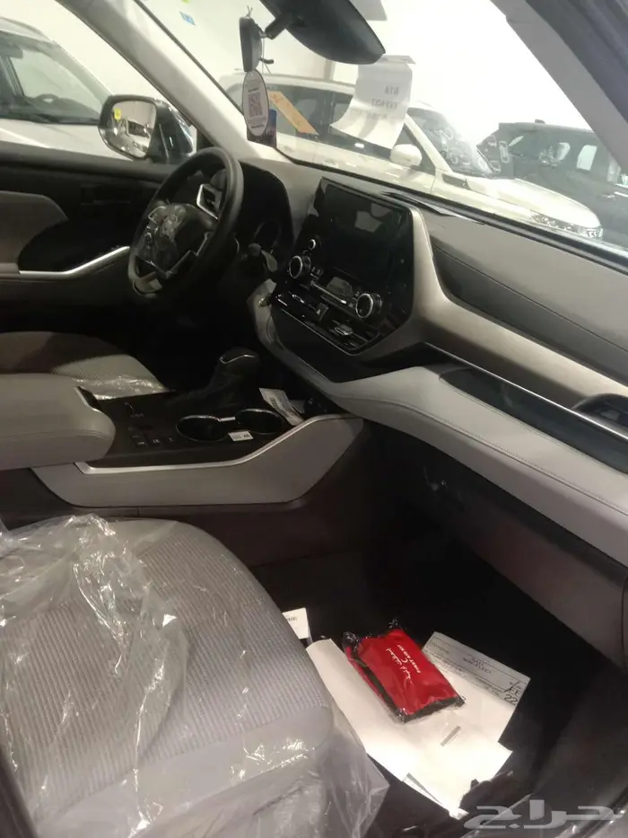 تويوتا هايلاندر 2024 LE استاندر دبل هايبرد سعودي 8