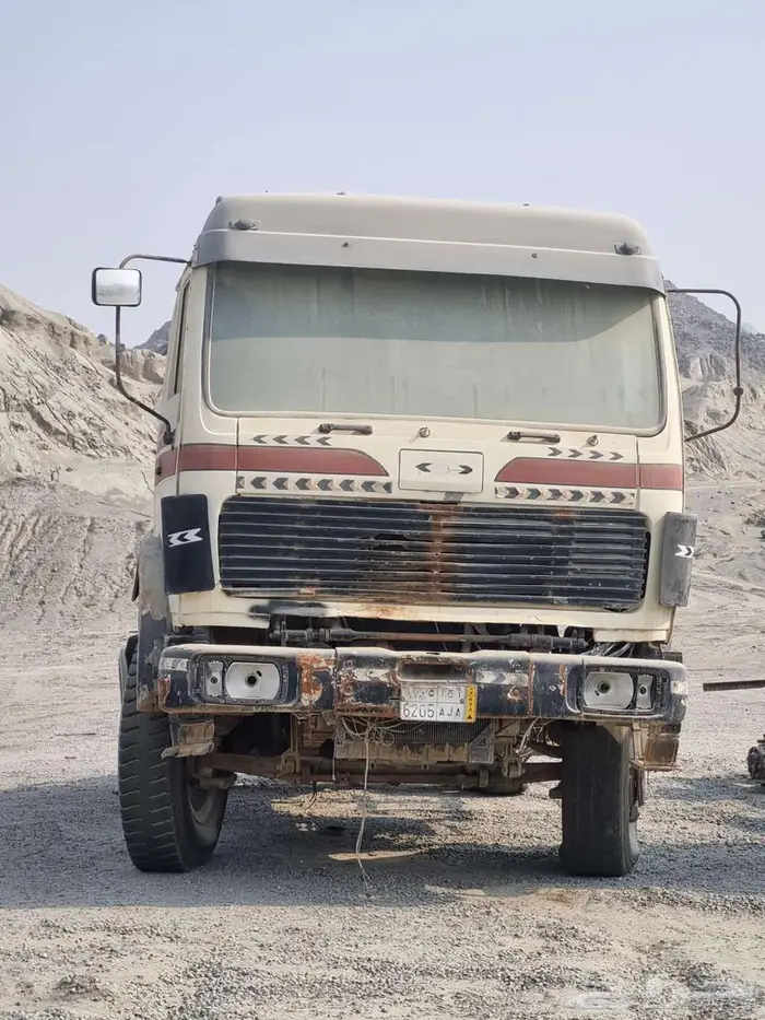 راس ميتسوبيشي شاحنة ياباني 3