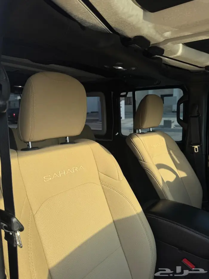 جيب رانجلر صحارى - 2019 - v6 اسود 4