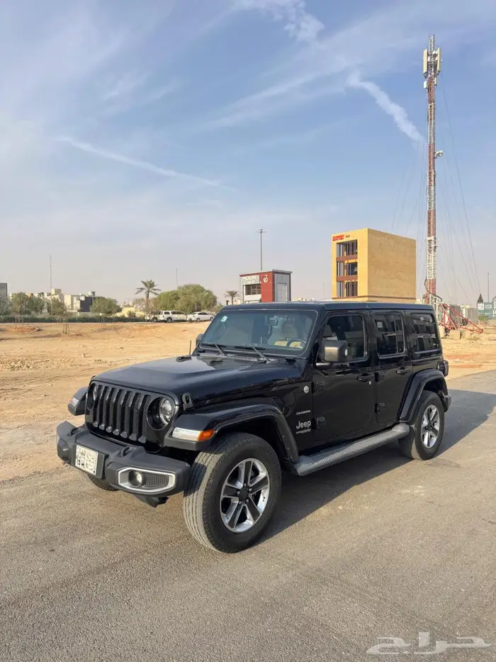 جيب رانجلر صحارى - 2019 - v6 اسود 1