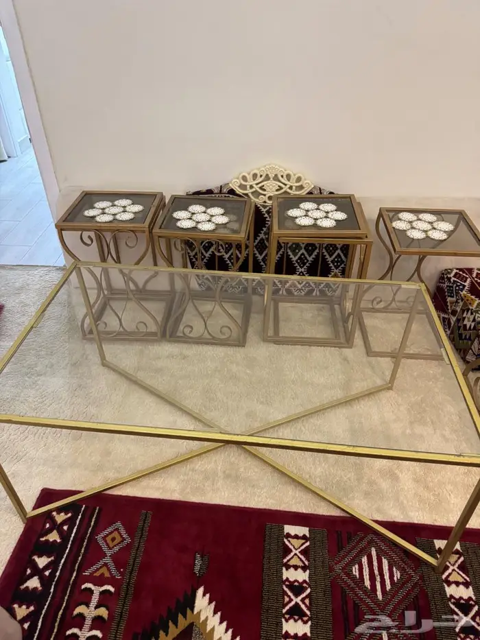 طاولات خدمه 0