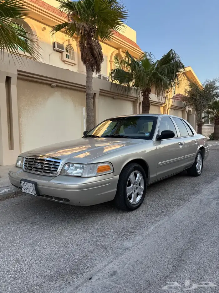 فورد بوليسي سعودي 2011 ماشي 178 0