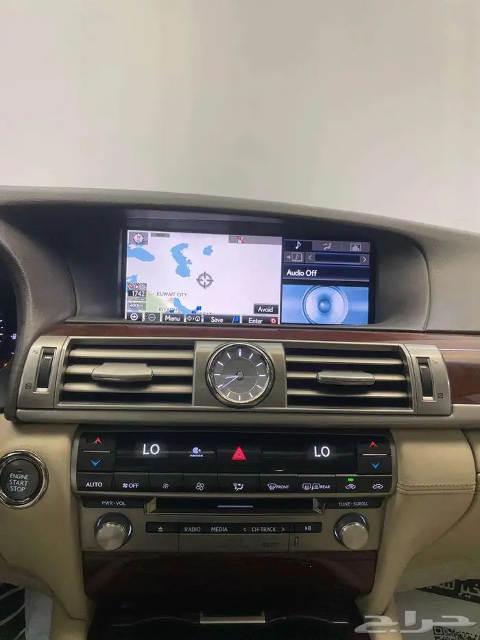 لكزس LS460L 2015 23