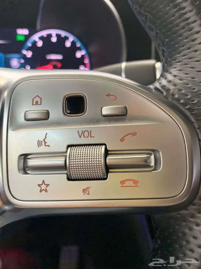 مرسيدس . 2020GLC300 12