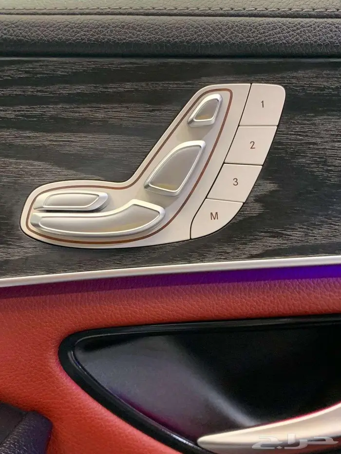 مرسيدس . 2020GLC300 24