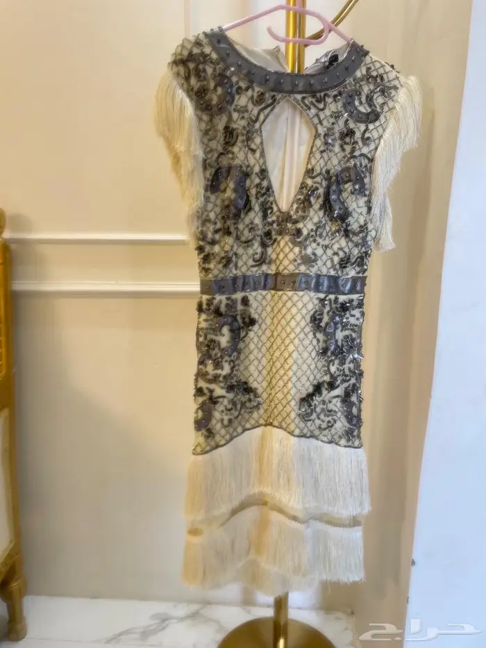 فستان 300 ريال 0