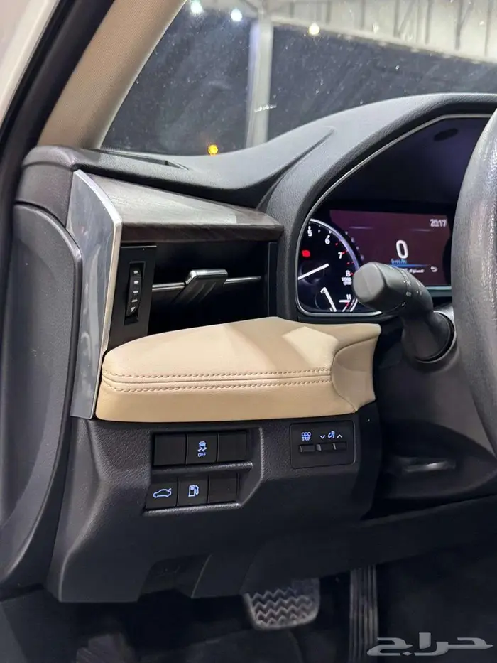 تويوتا أفالون 2021 XLE 12