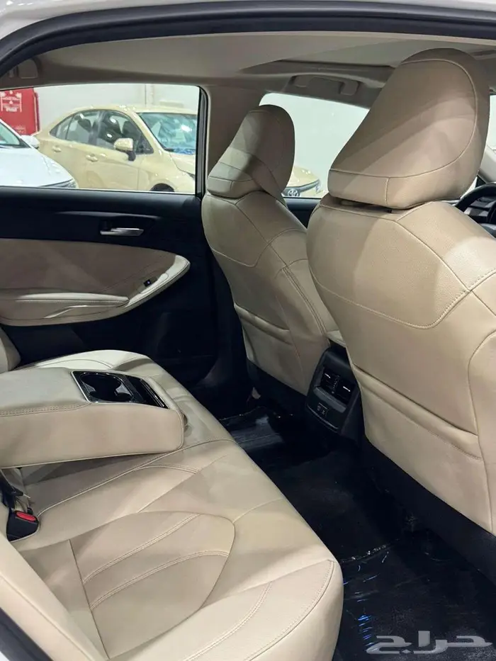 تويوتا أفالون 2021 XLE 13