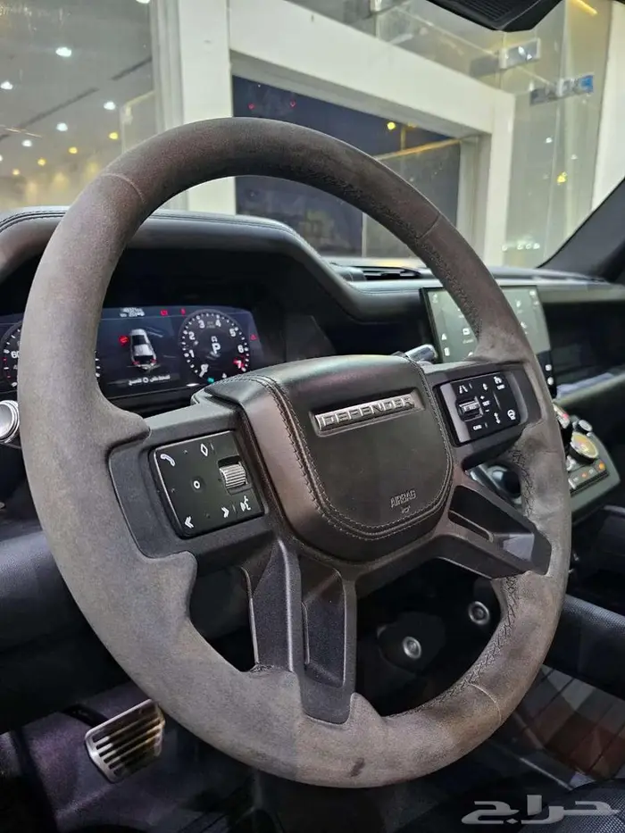 لاند روفر ديفندر 2022 فل 8 سلندر سعودى 110 15