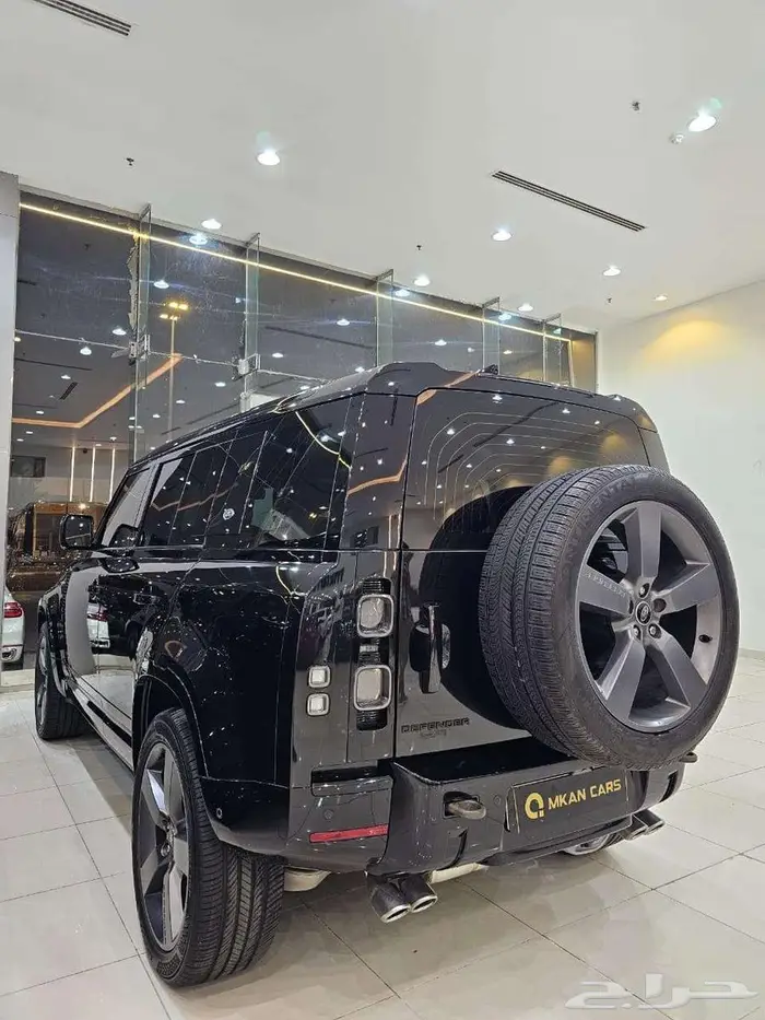 لاند روفر ديفندر 2022 فل 8 سلندر سعودى 110 19