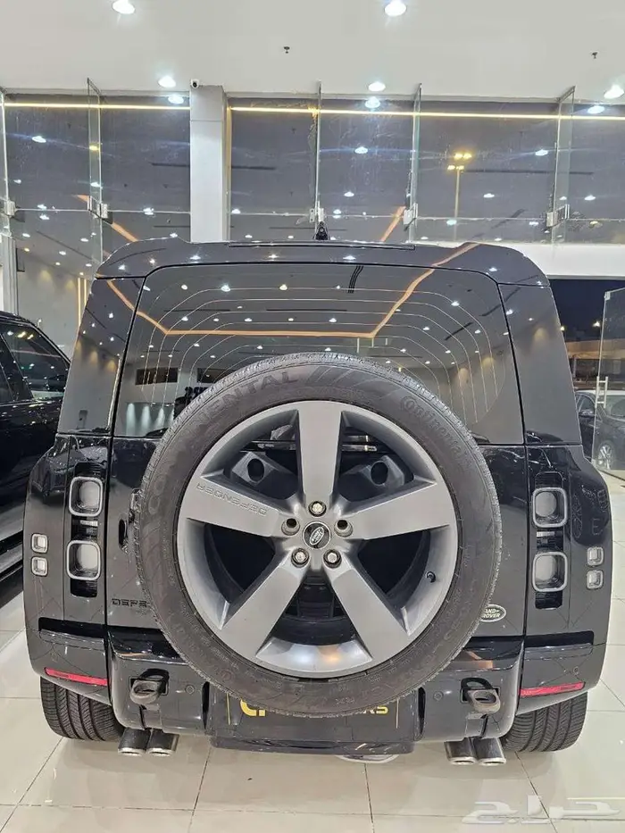 لاند روفر ديفندر 2022 فل 8 سلندر سعودى 110 21